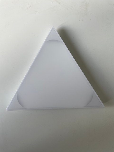 nanoleaf_triangle_front.png nanoleaf_triangle_front.png